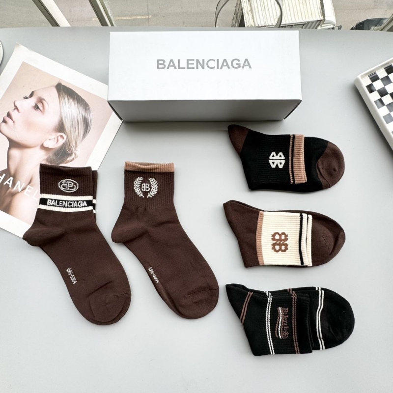 BALENCIAGA